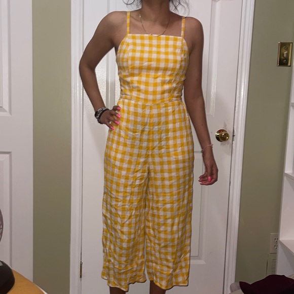 Old navy small jumpsuit - Picture 1 of 2
